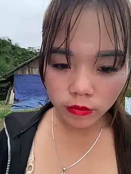 nachi-baby online show from November 6, 11:04 pm