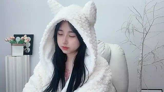 Love-hanzaizai718 online show from November 27, 3:25 pm