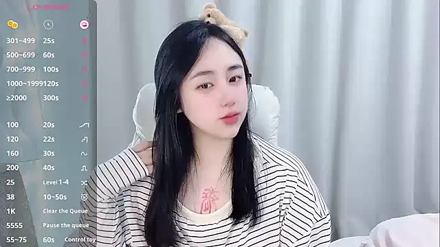 Love-hanzaizai718 online show from April 18, 2:32 pm