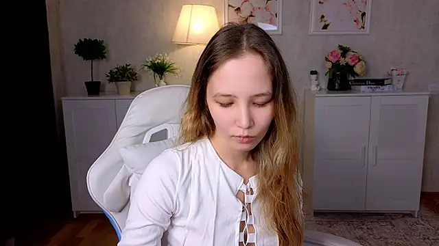 Snapshot of insaneinsomnia chatting on November 14, 9:19 am insaneinsomnia online show from November 14, 9:19 am