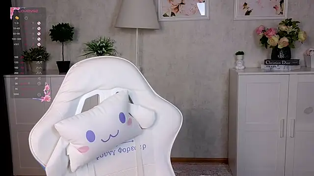 Snapshot of insaneinsomnia chatting on November 28, 9:23 am insaneinsomnia online show from November 28, 9:23 am