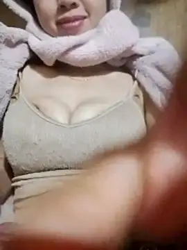 TRIEUTRIEU20 online show from February 12, 11:00 pm