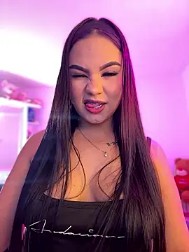 Snapshot of amber_white15 chatting on January 14, 3:01 am amber white15 online show from January 14, 3:01 am