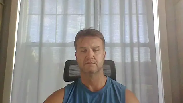 Snapshot of 45andfit1 chatting on October 28, 1:14 pm 45andfit1 online show from October 28, 1:14 pm