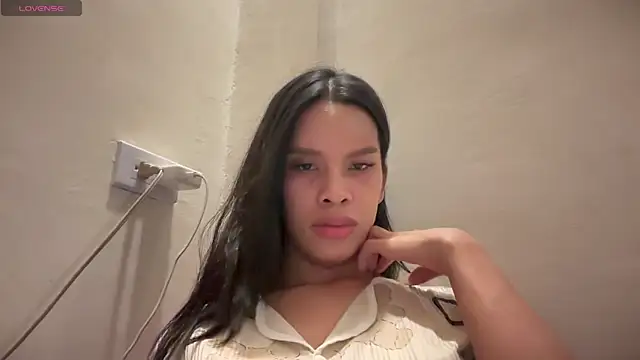 Snapshot of Candicemeow chatting on May 26, 2:29 am Candicemeow online show from May 26, 2:29 am