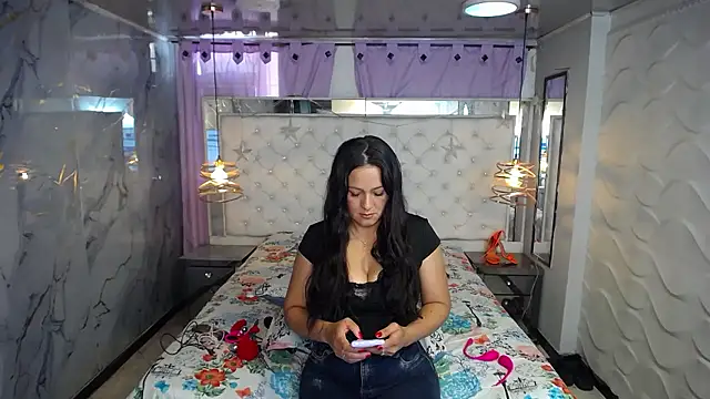 Melissa-roberts online show from January 17, 5:05 pm