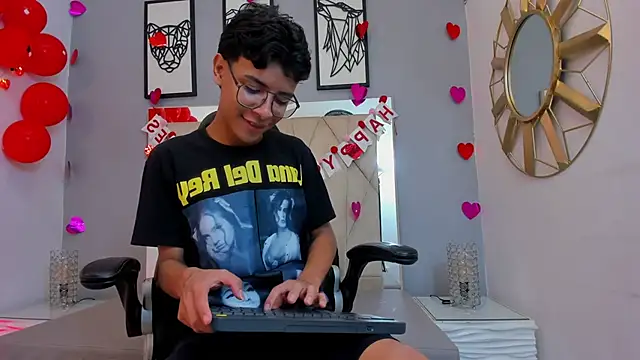 adams bobby online show from February 14, 11:18 am