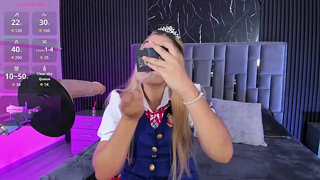 Liahfontaine online show from October 30, 11:44 am