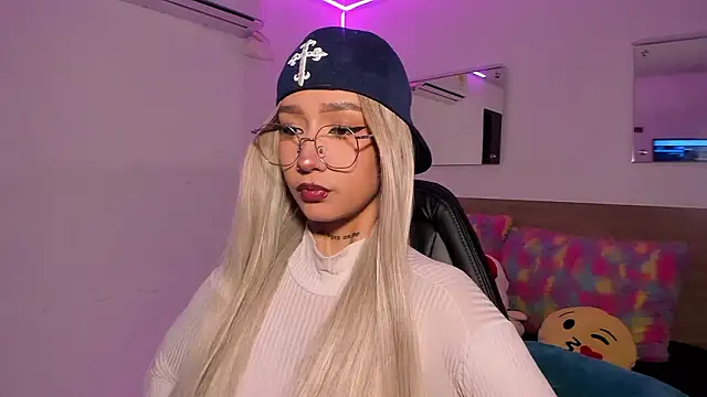 Katta Martini  online show from February 5, 11:48 am