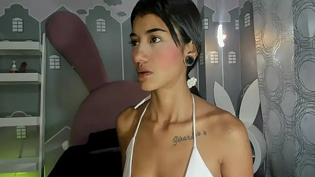 milkybaby  online show from December 14, 12:10 pm