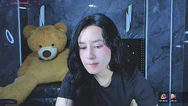 Aleja05 b online show from December 14, 3:17 pm