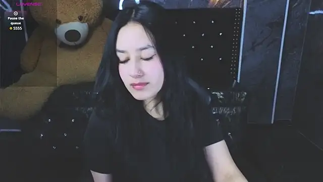 Aleja05 b online show from December 20, 7:54 pm