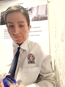 Snapshot of Valentina--1 chatting on March 4, 10:10 am Valentina--1 online show from March 4, 10:10 am