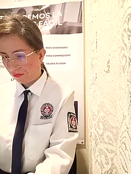 Snapshot of Valentina--1 chatting on March 9, 10:08 am Valentina--1 online show from March 9, 10:08 am