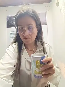 Valentina--1 online show from May 22, 10:10 am
