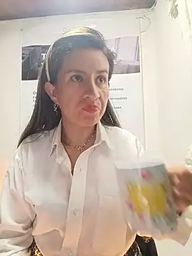 Valentina--1 online show from May 23, 10:19 am