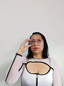 Caroline-17 online show from November 28, 6:21 pm