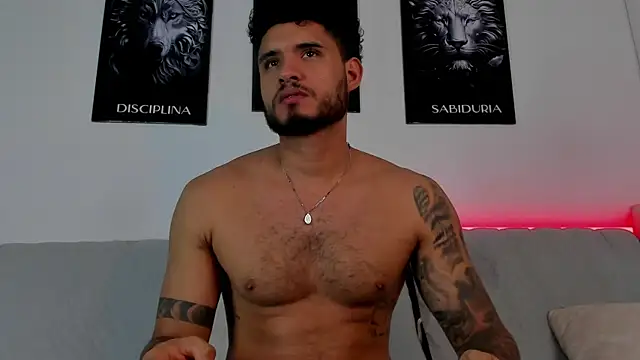 AUSTINN TORRES online show from June 21, 12:13 am