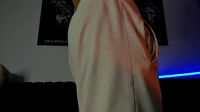 AUSTINN TORRES online show from July 5, 12:17 am