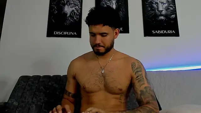 AUSTINN TORRES online show from July 17, 12:28 am
