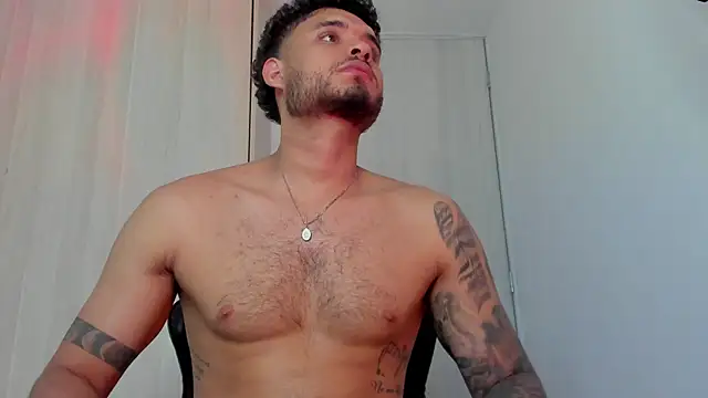 AUSTINN TORRES online show from July 23, 1:19 am