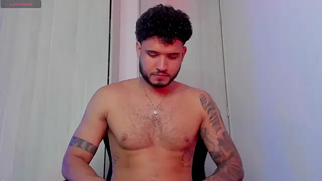 AUSTINN TORRES online show from July 30, 1:15 am