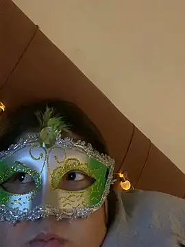 Snapshot of crazzyanne chatting on March 19, 2:59 am crazzyanne online show from March 19, 2:59 am