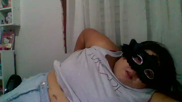 Snapshot of crazzyanne chatting on March 28, 3:28 am crazzyanne online show from March 28, 3:28 am