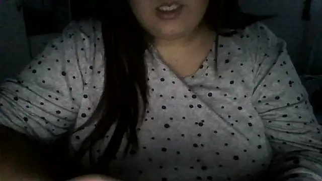 Snapshot of crazzyanne chatting on April 29, 6:14 pm crazzyanne online show from April 29, 6:14 pm