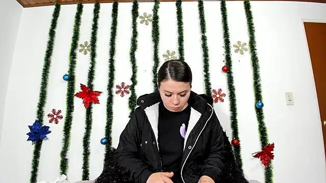 Vanessa Martinz online show from November 17, 12:11 pm