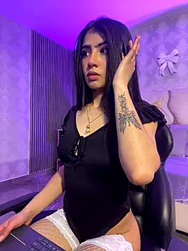 Snapshot of MAIILY_TAY chatting on December 4, 12:03 pm MAIILY TAY online show from December 4, 12:03 pm