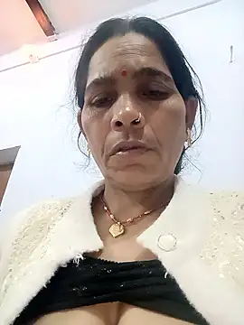 Indiangueen online show from November 10, 9:14 pm