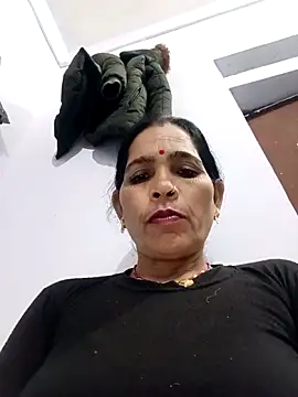 Indiangueen online show from November 24, 9:03 pm