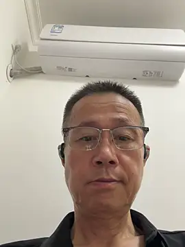 Snapshot of liangyueguo520 chatting on October 28, 2:53 pm liangyueguo520 online show from October 28, 2:53 pm