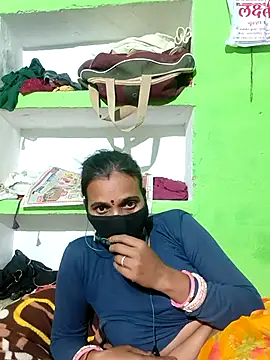 Snapshot of Hot_nenshi chatting on October 28, 1:36 pm Hot nenshi online show from October 28, 1:36 pm