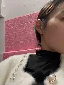 Snapshot of Tina_x chatting on November 16, 4:34 pm Tina x online show from November 16, 4:34 pm