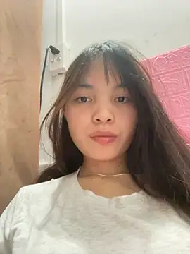 Snapshot of Tina_x chatting on December 3, 3:21 pm Tina x online show from December 3, 3:21 pm