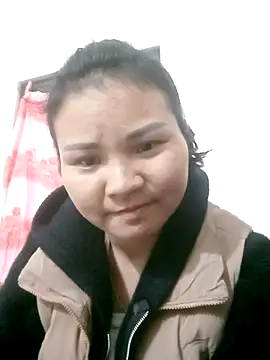 Snapshot of Beny_x chatting on December 5, 1:14 am Beny x online show from December 5, 1:14 am