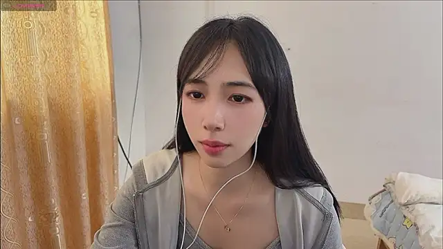 by-Hannah online show from November 7, 6:57 am