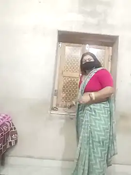 Snapshot of Best_couple2001 chatting on December 2, 6:41 am Best couple2001 online show from December 2, 6:41 am