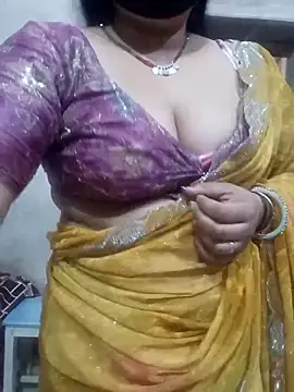 Snapshot of Best_couple2001 chatting on December 21, 4:03 pm Best couple2001 online show from December 21, 4:03 pm