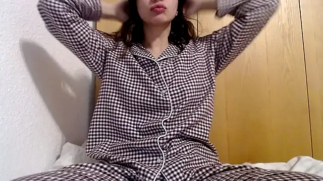 Snapshot of bellefleurrr chatting on November 7, 8:42 pm bellefleurrr online show from November 7, 8:42 pm