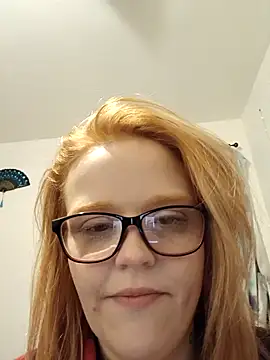 Snapshot of bbsquirrel9 chatting on October 24, 11:50 am bbsquirrel9 online show from October 24, 11:50 am