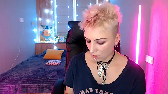 Sweet-n-Strong online show from December 21, 7:37 am