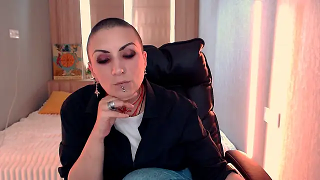 Sweet-n-Strong online show from July 13, 11:24 am