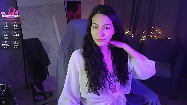 Snapshot of Mulan_Lo chatting on November 17, 8:14 pm Mulan Lo online show from November 17, 8:14 pm