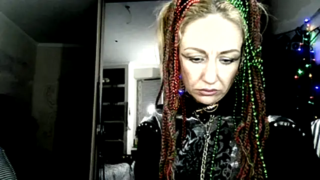 Snapshot of LilaniLoverx chatting on January 10, 12:56 am LilaniLoverx online show from January 10, 12:56 am