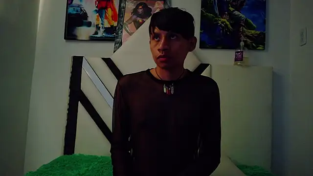 ALEXANDRO BOVER online show from November 5, 7:25 pm