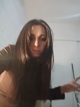 gigi333regi online show from June 3, 7:44 am