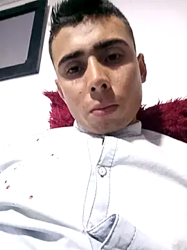 robinhd1234 online show from December 14, 5:18 pm